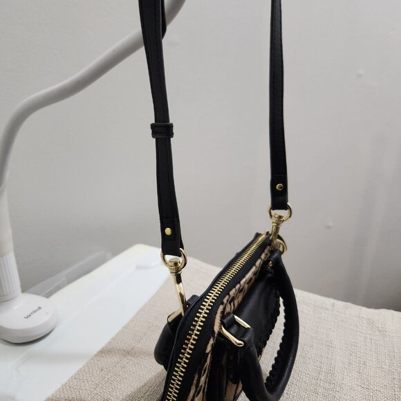 FALL SALE! Genuine leather Clutch / Adjustable crossbody - Picture 2 of 10